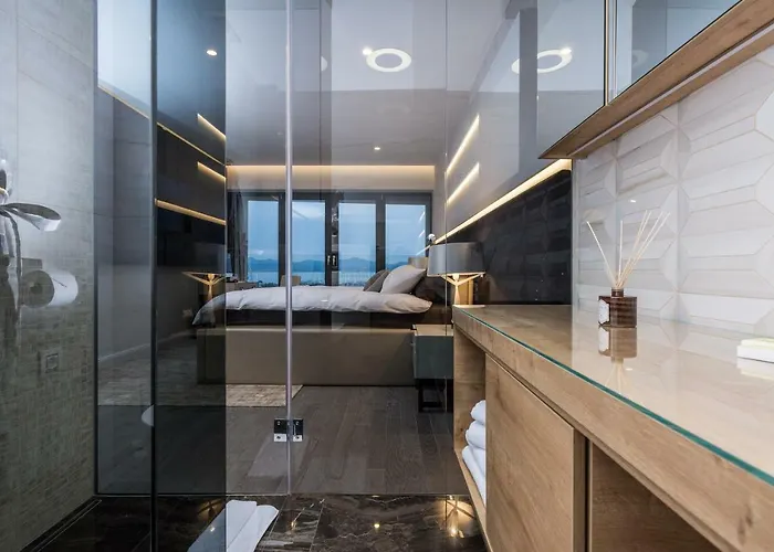 아파트 Luxury Kortina 자다르