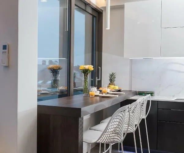 아파트 Luxury Kortina 자다르