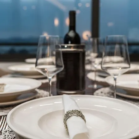 Luxury Kortina Apartment