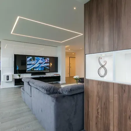 Luxury Kortina