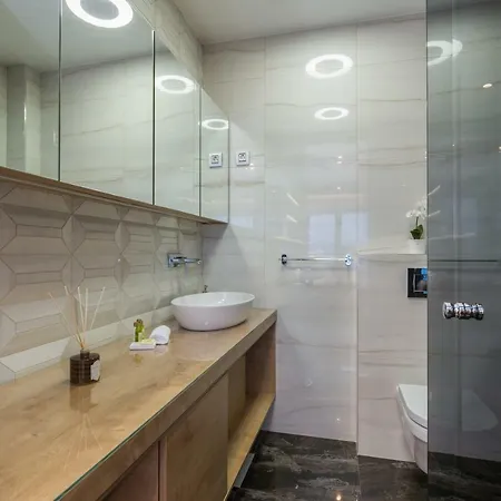 Luxury Kortina *