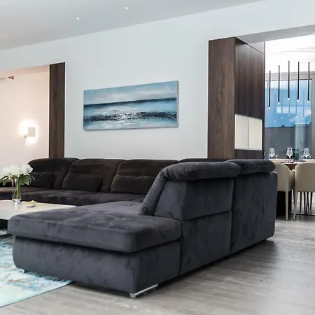 Apartment Luxury Kortina