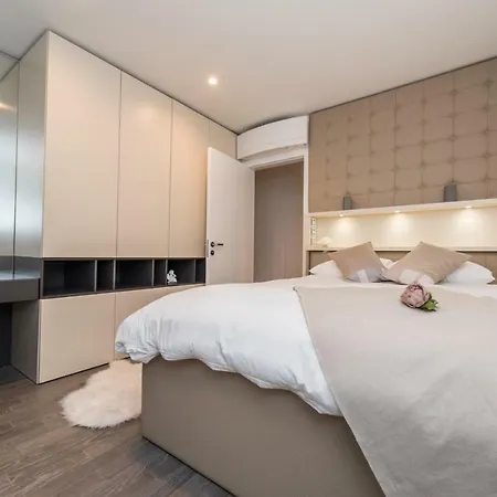 Luxury Kortina